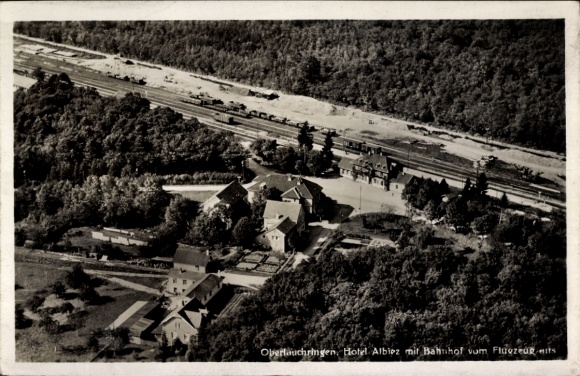 Ak Oberlauchringen Lauchringen in Baden, Hotel Albiez, Bahnhof, Fliegeraufnahme