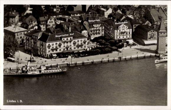 Ak Lindau Bodensee, Bayerischer Hof, Seegarten, Reutemann, Fliegeraufnahme