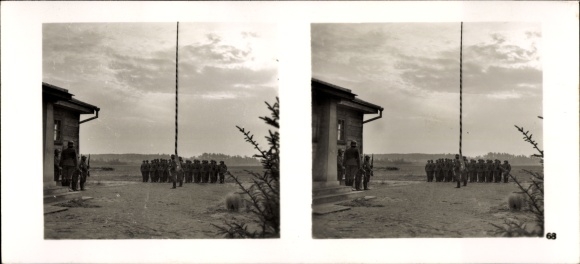 Stereo spatial image photo &quot;The soldiers of the leader in the field&quot; No: 68, flag parade, German Russ. Border