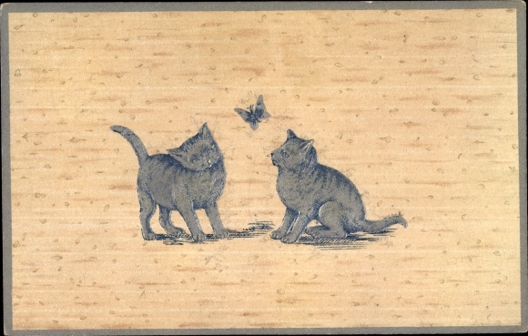 Präge Ak Zwei Katzen mit Schmetterling