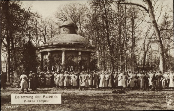 Ak Potsdam, Beisetzung der Kaiserin Auguste Viktoria, Antikentempel