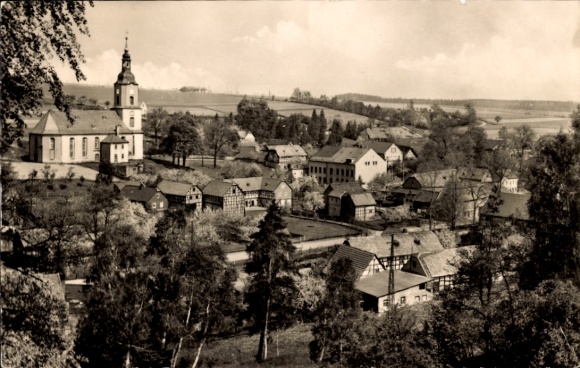 Ak Mohlsdorf Teichwolframsdorf in Thüringen, Blick auf den Ort mit Kirche