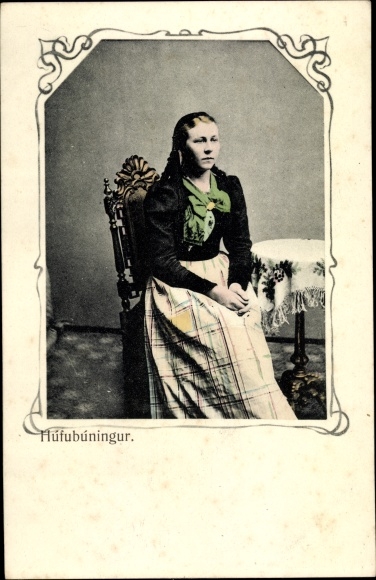 Postcard Iceland, Hufubuningur, Woman in Icelandic folk costume