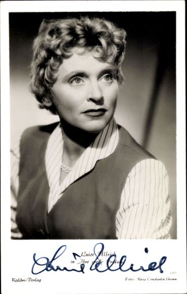 Postcard actress Luise Ullrich, portrait, her big exam