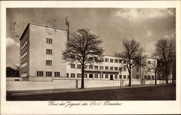 Postcard Dresden Strehlen, House of Youth, Bauhaus