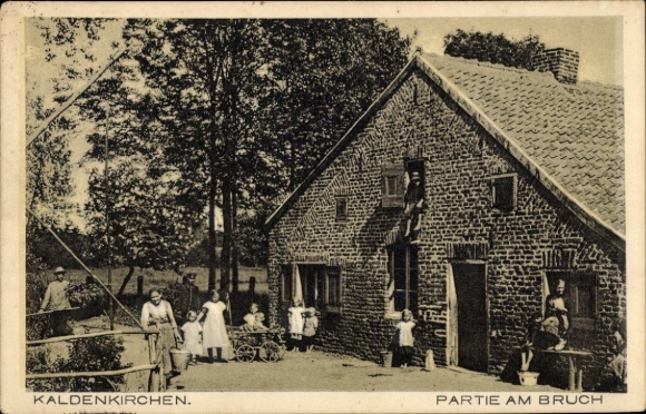 Postcard Kaldenkirchen Nettetal on the Lower Rhine, front, house, BRUCH, people, trees