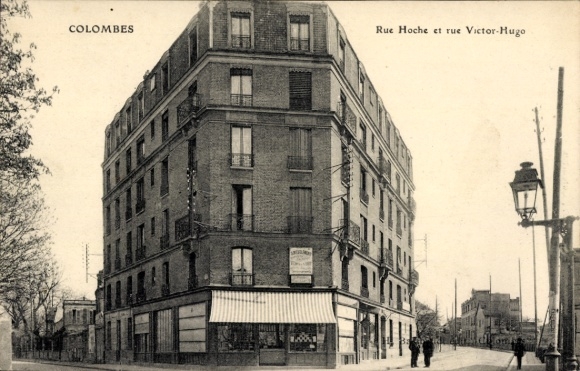 Postcard Colombes Hauts de Seine, building on Rue Hoche and Rue Victor Hugo