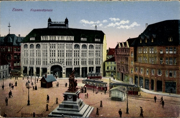 Ak Essen im Ruhrgebiet, Kopstadtplatz, Denkmal, Straßenbahnen