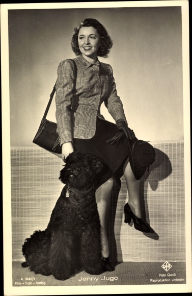Postcard actress Jenny Jugo, dog