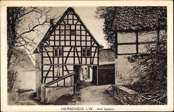 Postcard Herscheid in Westphalia, Alter Spieker, half-timbered house