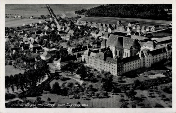 Ak Wiblingen Ulm an der Donau Baden, Fliegeraufnahme mit Schloss