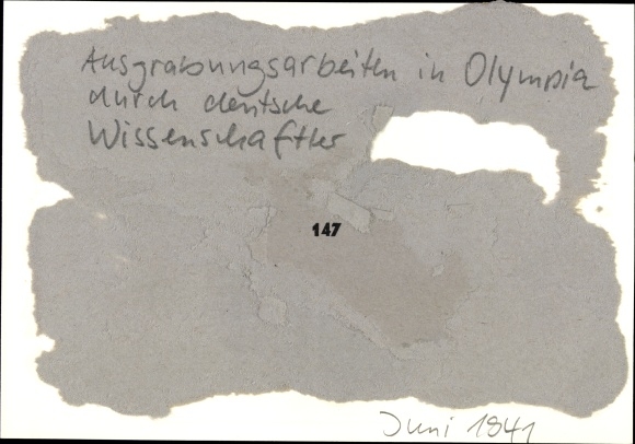 Photo Heinrich Hoffmann, Excavation work by German scientists in Olympia, June 1941