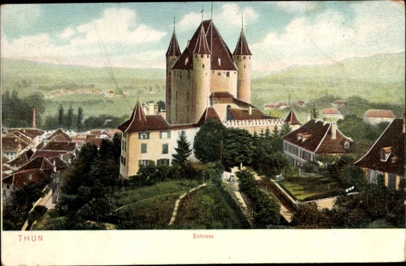 KP Thun Kanton Berno Szwajcaria, widok na miasto zamkowe, kolorowy