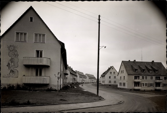 foto Alsfeld in Hessen, nieuwe nederzetting, straatdeel, 1959