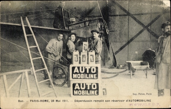 Ak Paris-Rom, 1911, Depardussin füllt seinen Autotank
