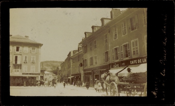 Zdjęcie Morez de Jura, Place du Marche, Kawiarnia