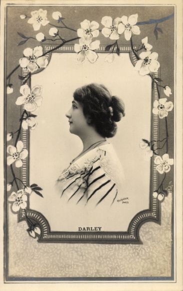 Passepartout Ak Schauspielerin Darley, Portrait, Profilansicht