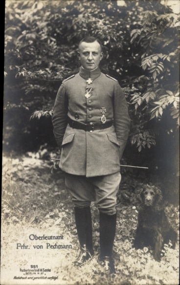 Ak Kampfflieger Oberleutnant Freiherr von Pechmann, Portrait, Hund, Sanke Nr. 551