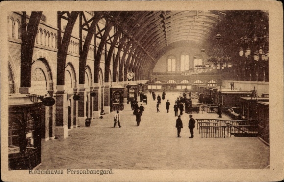Postcard København Copenhagen Denmark, Personbanegard