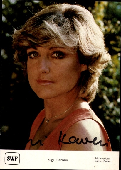 Postcard journalist and presenter Sigi Harreis, portrait, SWF, autograph