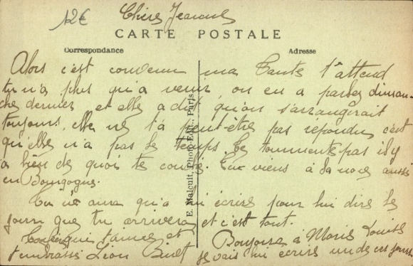 Postcard Issy les Moulineaux Hauts de Seine, Rue Ernest Renan, à la Place Voltaire, tram