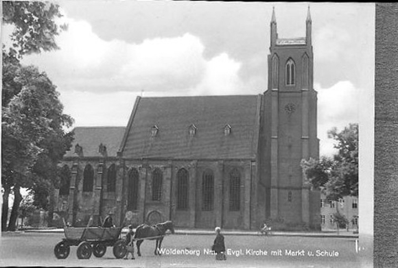9 Negative Woldenberg Neumark, Straße, Kirche, Ruine