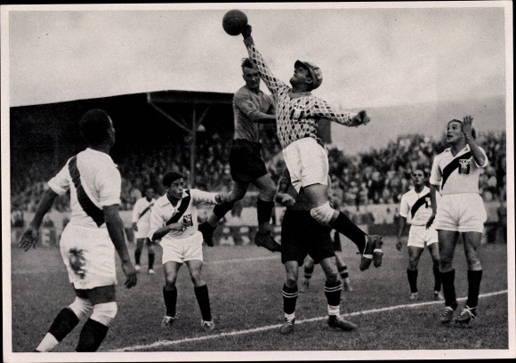 Collection picture Olympia 1936, handball game South America against Austria