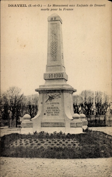 Ak Draveil Essonne, Das Kriegerdenkmal