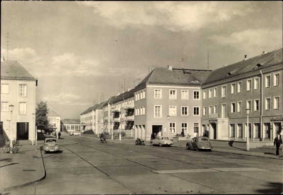 Ak Black Pump Spremberg, zicht op de Ernst Thälmann Strasse
