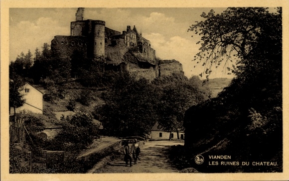 Postcard Vianden Luxembourg, castle ruins river, trees, walkers