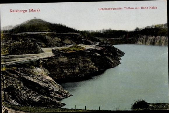 Ak Kalkberge Rüdersdorf in der Mark, Kalkberge, überschwemmter Tiefbau, hohe Halde