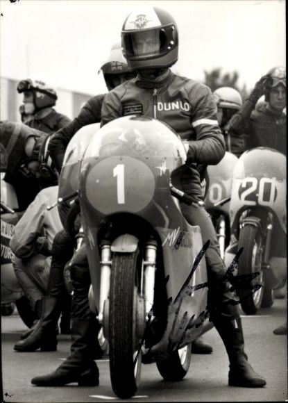 Foto Motorrennsport, Motorradrennfahrer Giacomo Agostini, Autogramm