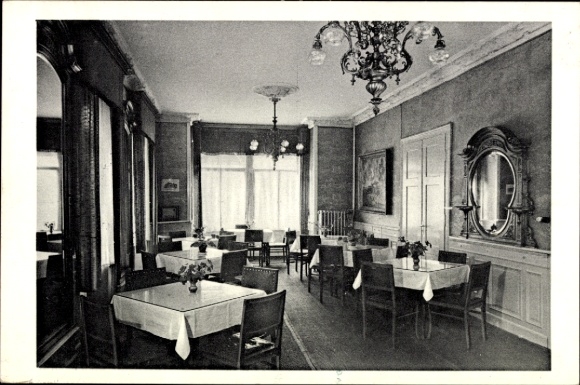 Postcard Bad Nauheim in Hesse, dining room with tables, chairs, crystal chandelier, mirror