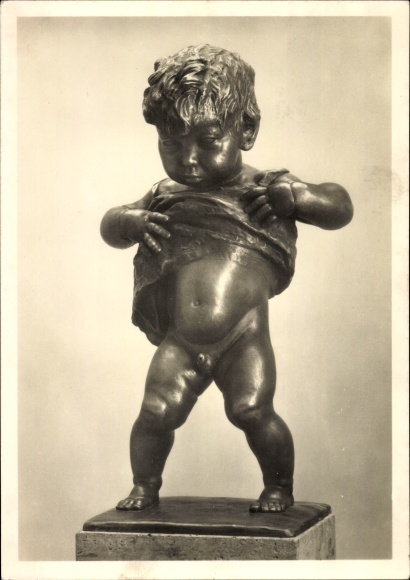Ak Plastik von Gustav A. Bredow, Brunnenbuberl, HDK 358, Photo Hoffmann
