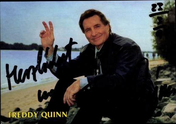 Postcard singer and actor Freddy Quinn, portrait, autograph