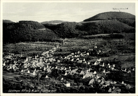 Postcard Gönningen Reutlingen in Württemberg, aerial photograph of the town with Roßberg