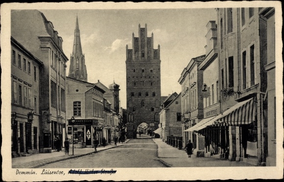 Ak Demmin in West-Pommeren, Luisentor, Adolf-Hitler-Strasse