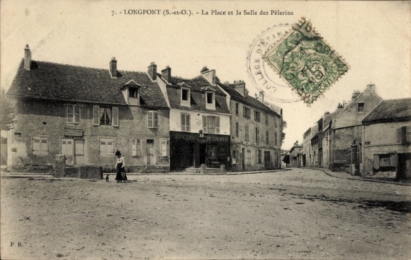 Ak Longpont Essonne, Place, Salle des Pelerins