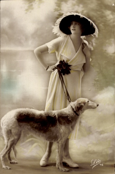 Ak Frau mit Hund, Portrait