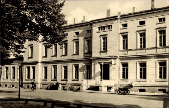 Postcard Ludwigslust in Mecklenburg, train station, street side