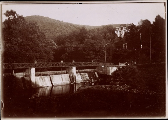 foto Bad Lauterberg im Harz, deel bij de dam, omstreeks 1920