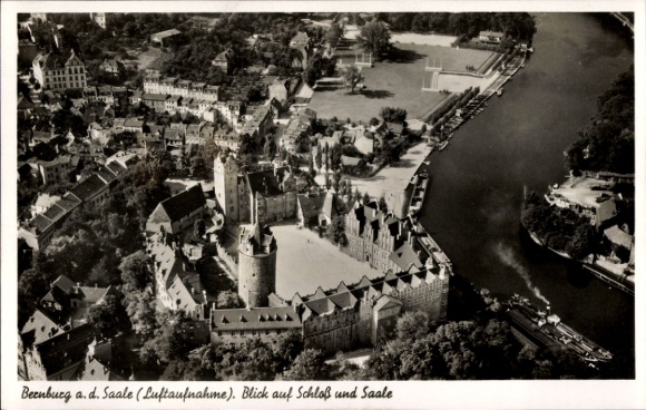 Postcard Bernburg an der Saale, aerial photograph of the castle and the Saale