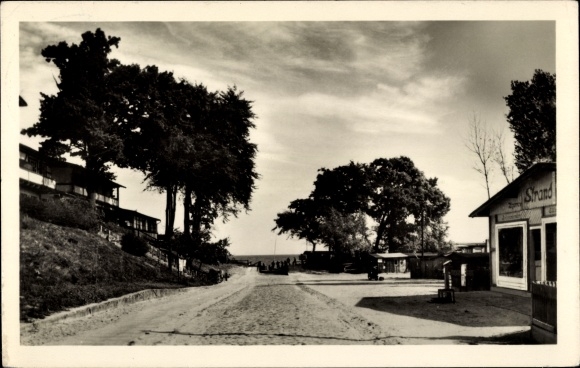 Postcard Ostseebad Kölpinsee on Usedom, street section
