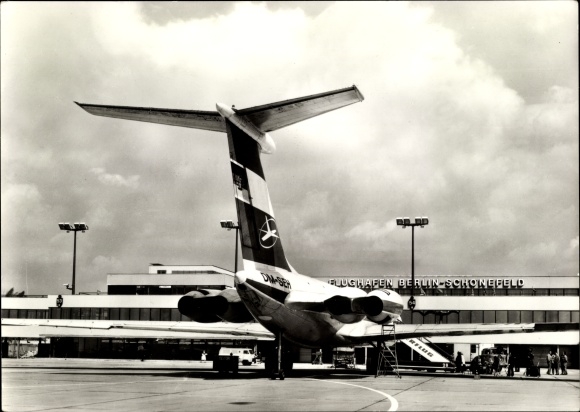 PC Schönefeld near Berlin, Interflug, German passenger plane, Ilyushin IL 62, airport