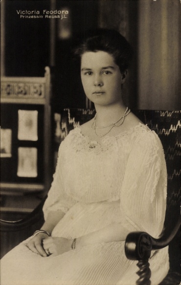PC Victoria Feodora, Princess Reuss j. L., portrait