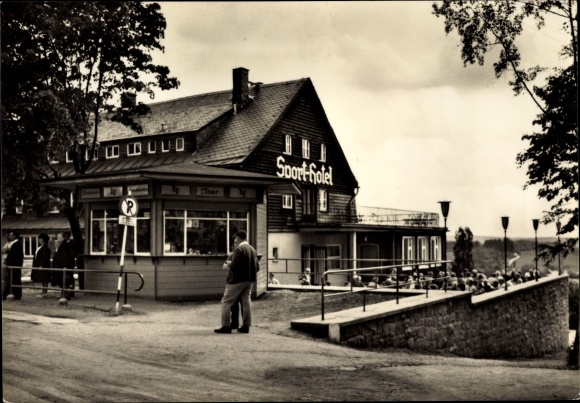 Postcard Klingenthal in Vogtland Saxony, HO Sporthotel Waldgut