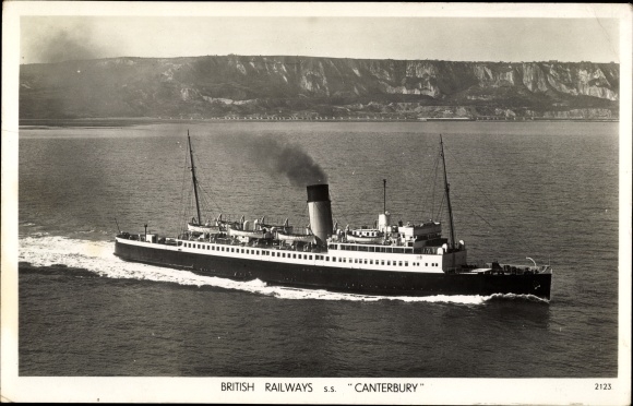 Postcard British Railways, Sealink, SS Canterbury, ferry, starboard view