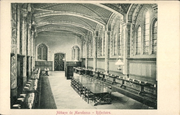 Postcard Anhée Wallonien Namur, Abbaye de Maredsous, dining room of the abbey long tables, high windows,