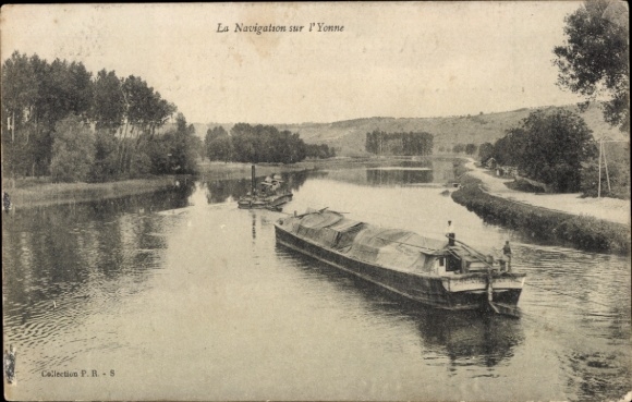 CPA Pont-sur-Yonne, La nawigacji sur l'Yonne, statki towarowe