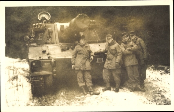 Photo Postcard soldiers with tank, Bundeswehr